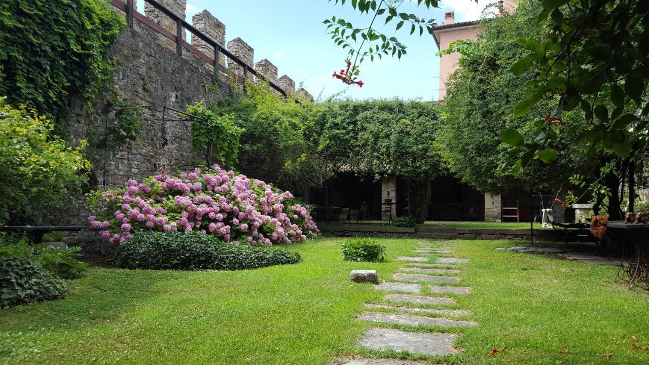Bed and breakfast Castello Di Múggia Extérieur photo